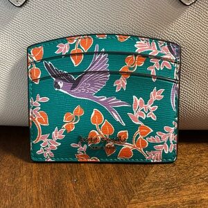 KATE SPADE FLORAL PRINT CARD HOLDER. NWOT